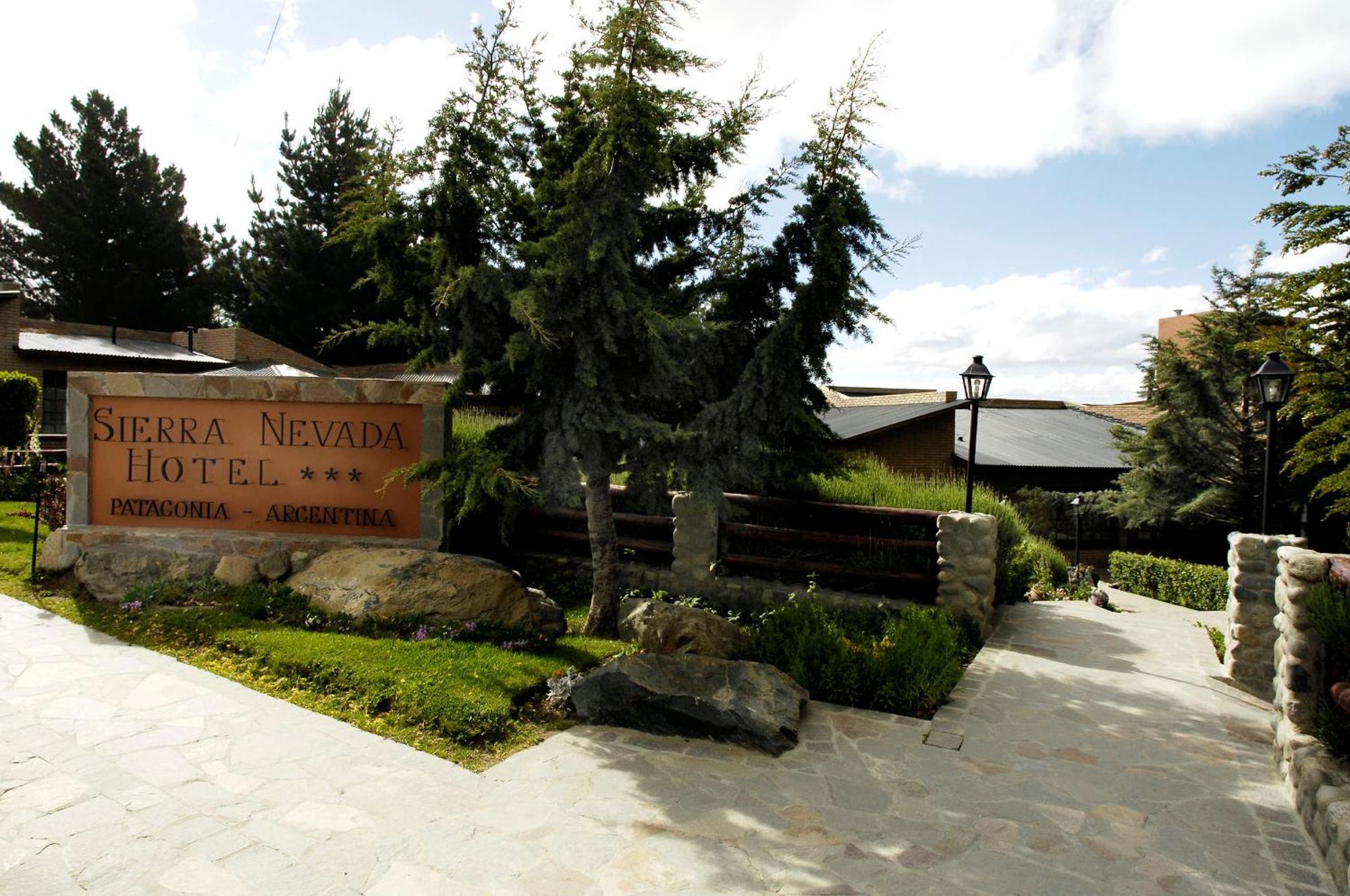 Hotel Sierra Nevada Ел Калафате Екстериор снимка
